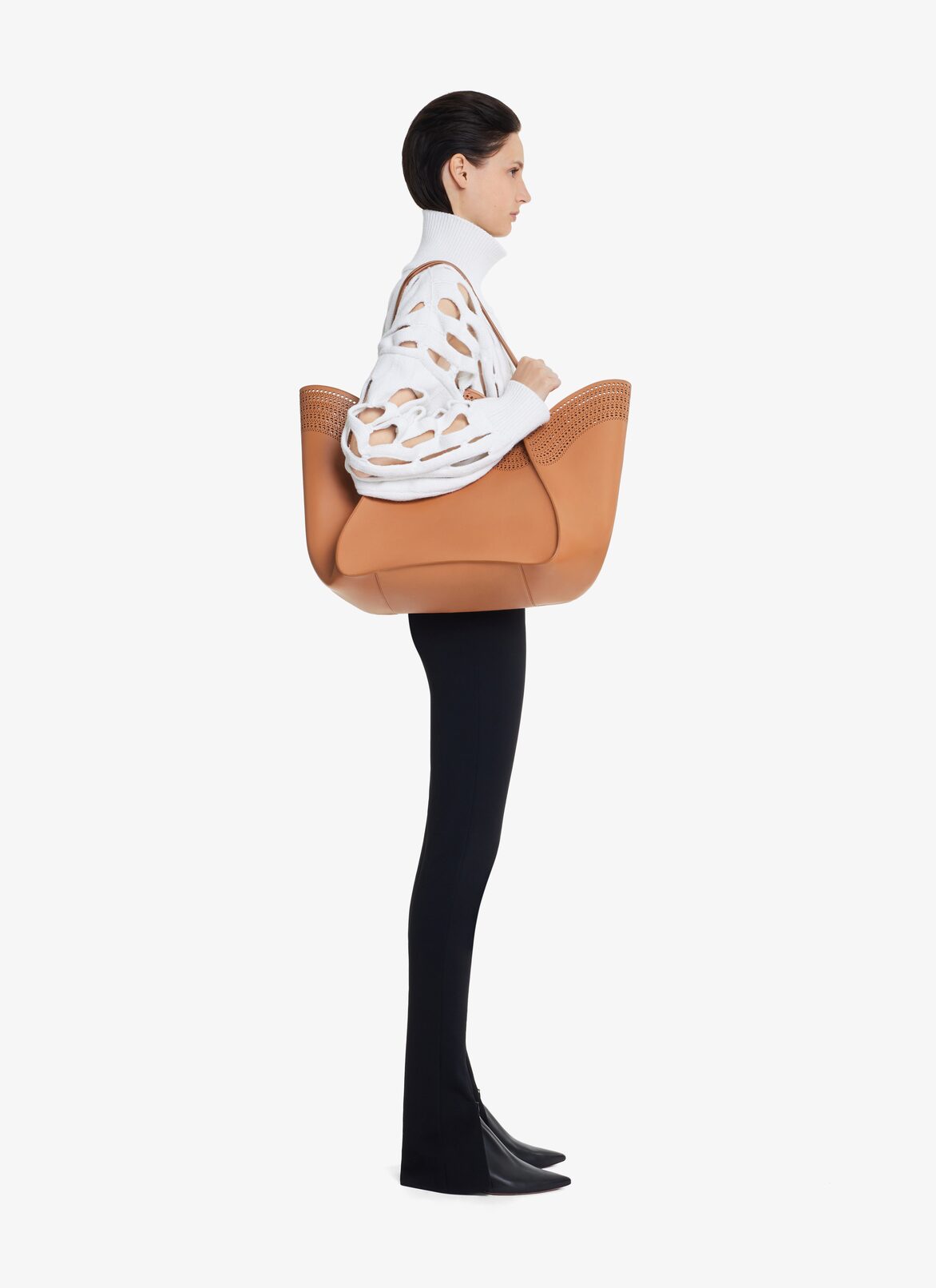 PERFORATED BOXY SWEATER ALAÏA WHITE PERFORATED BOXY SWEATER